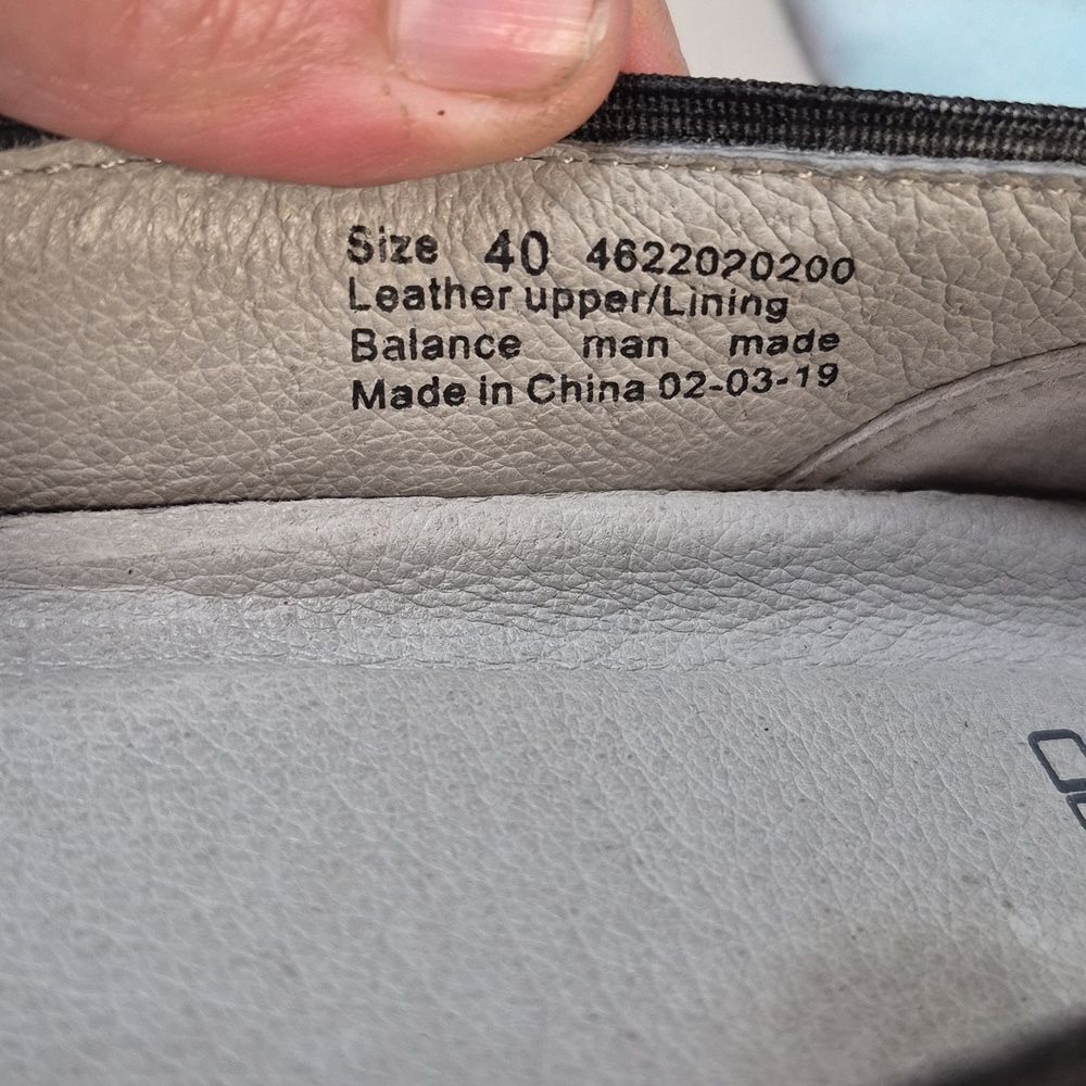 Dansko Size 40 Black Leather Flat - NWOT - Picture 4 of 8